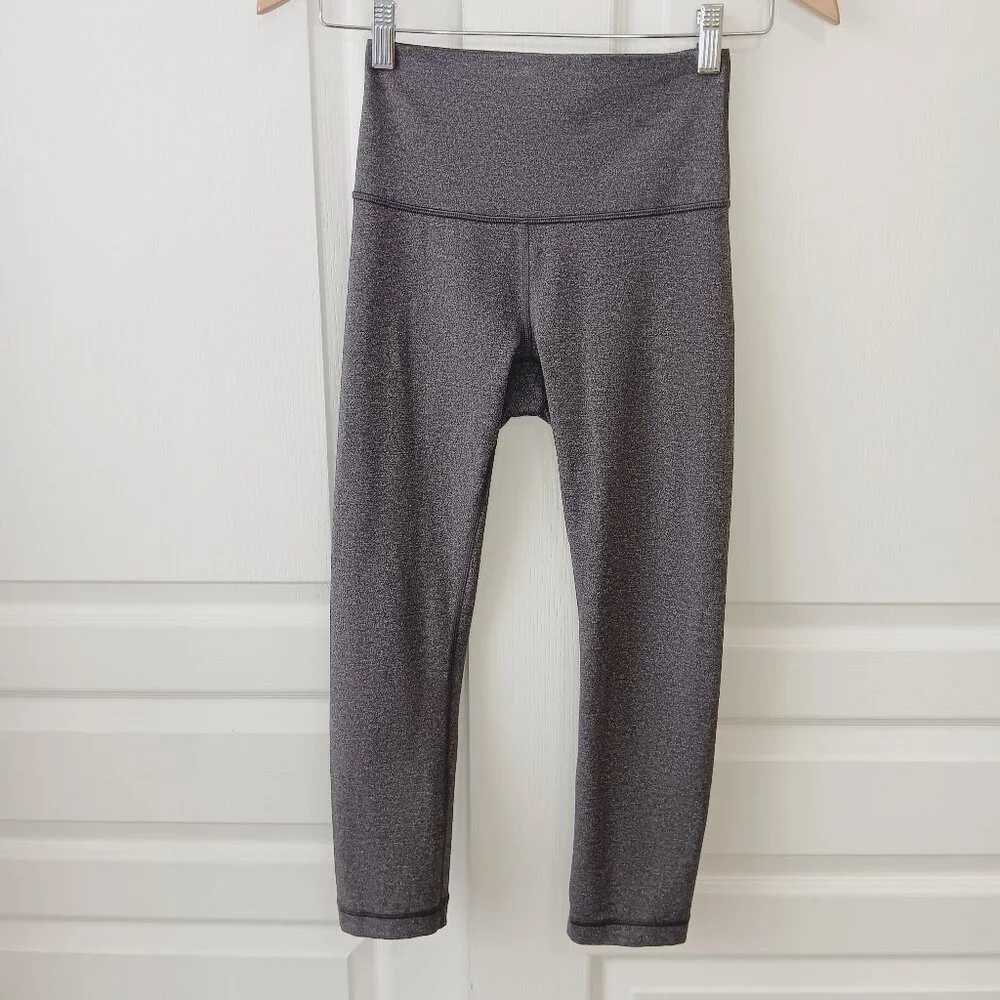 lululemon Women's Heathered Black Wunder Under Crop (High-Rise) Size 4